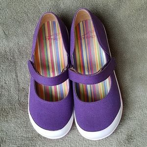 Dansko purple Mary Janes size 32/US2.5 little kids